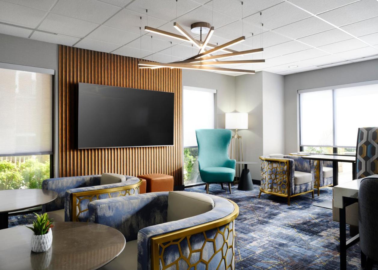 Hampton Inn & Suites Dallas-Dfw Airport הרסט מראה חיצוני תמונה
